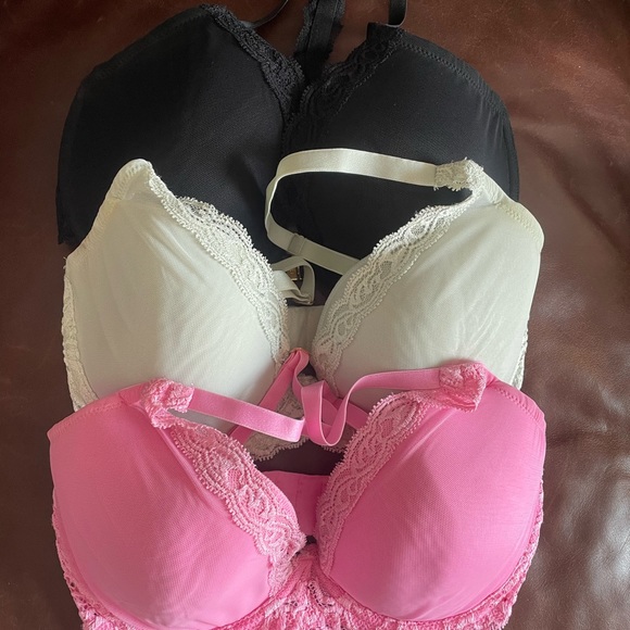 NAtori feathers 34DD (3) - Picture 1 of 6